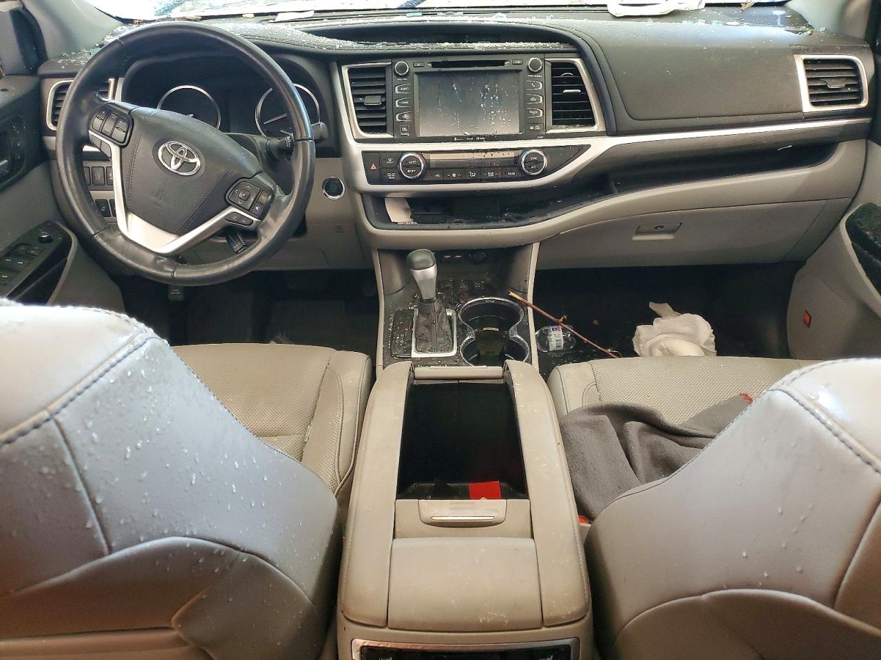 2019 TOYOTA HIGHLANDER LIMITED photo 8