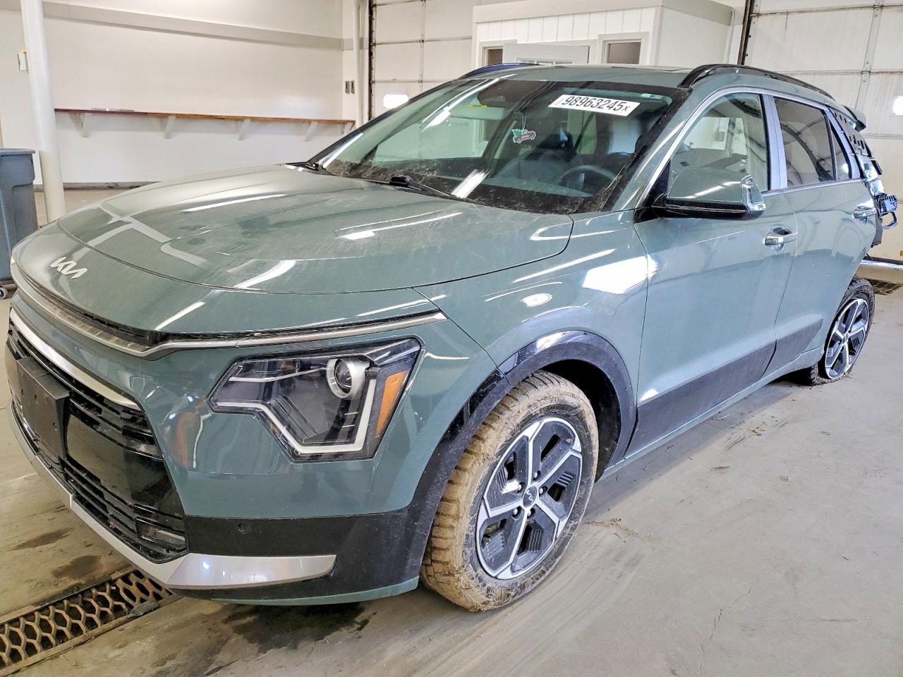 2023 KIA NIRO