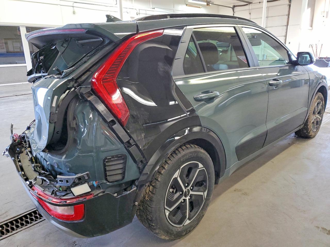 2023 KIA NIRO SX photo 7