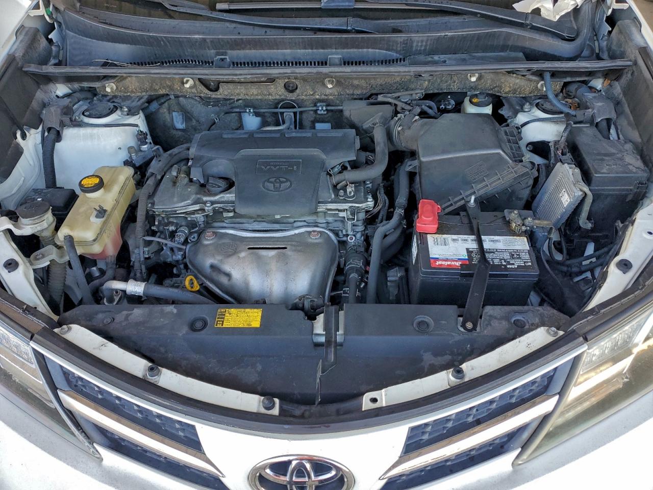 2014 TOYOTA RAV4 LE photo 12