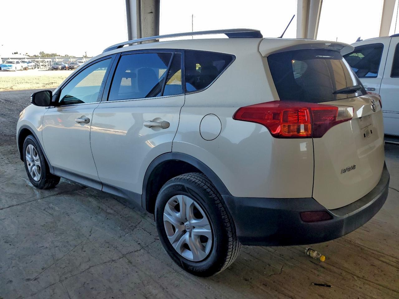 2014 TOYOTA RAV4 LE photo 2