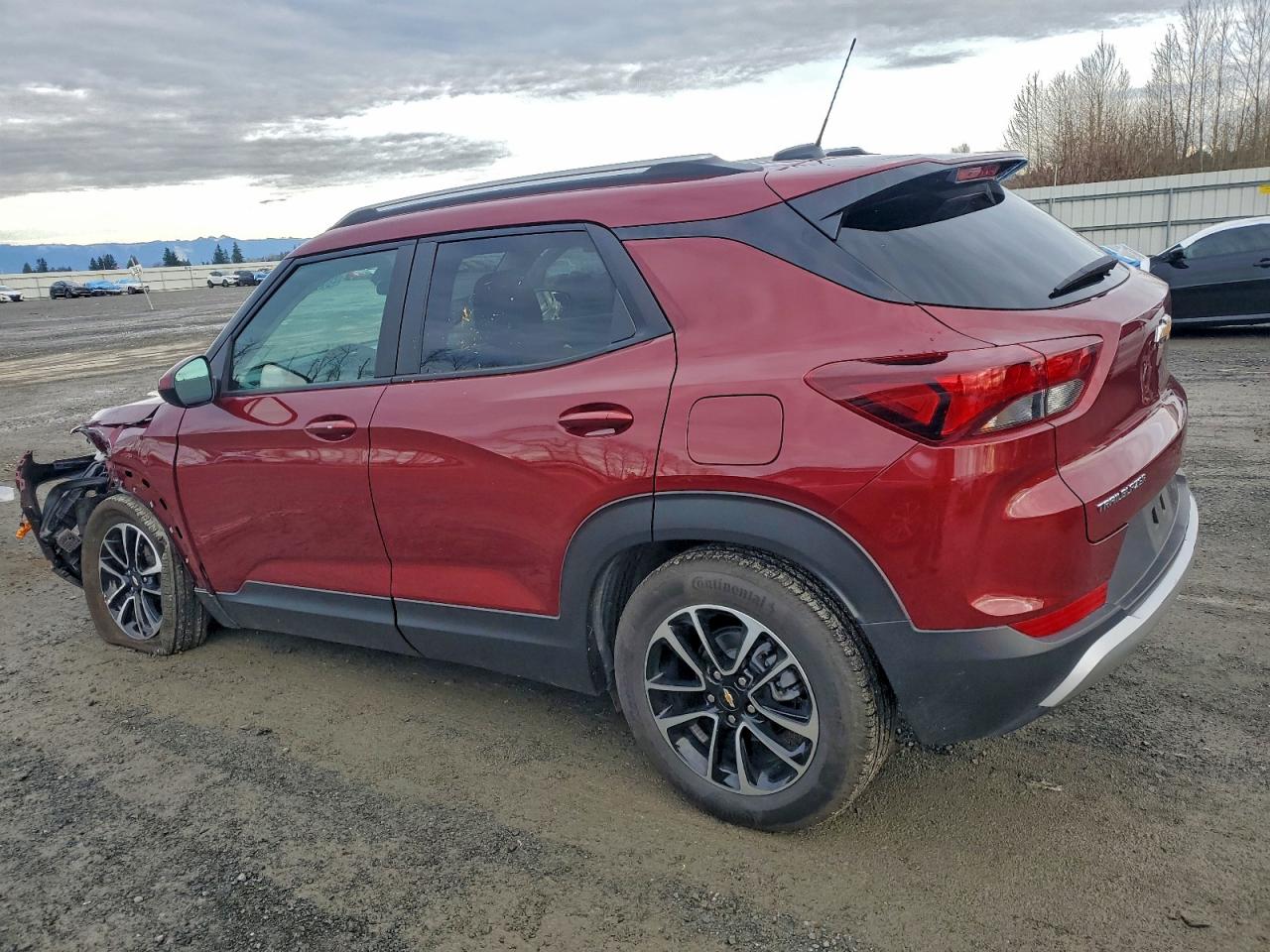 2025 CHEVROLET TRAILBLAZER LT photo 3