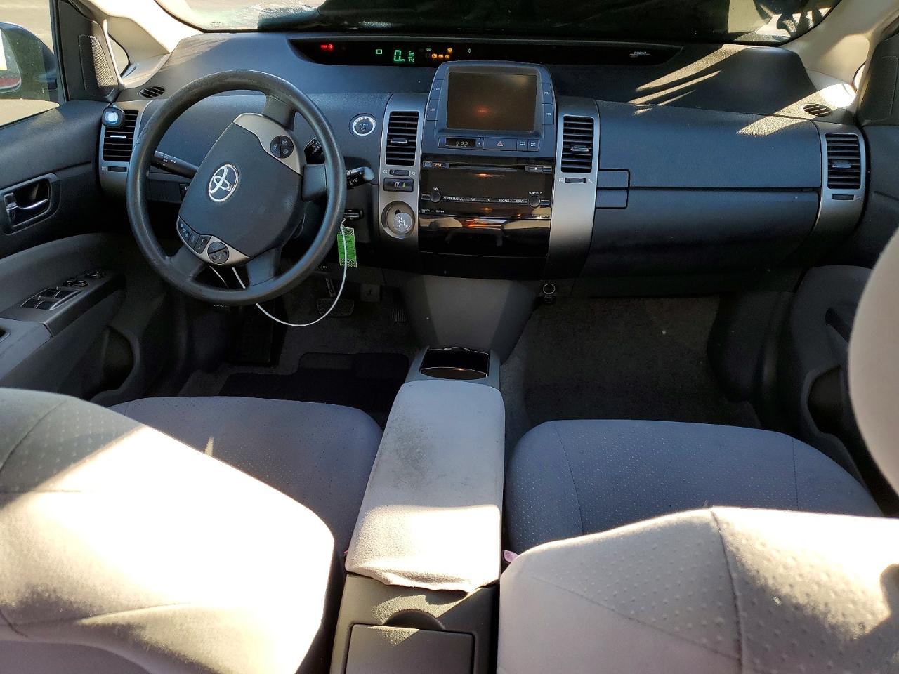 2008 TOYOTA PRIUS BASE photo 8