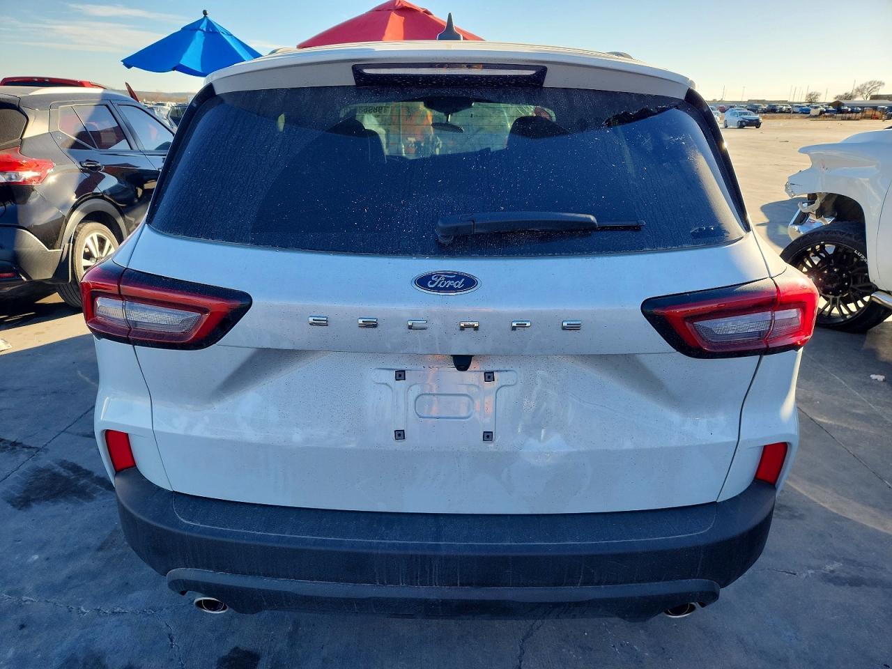 2025 FORD ESCAPE ST LINE photo 6