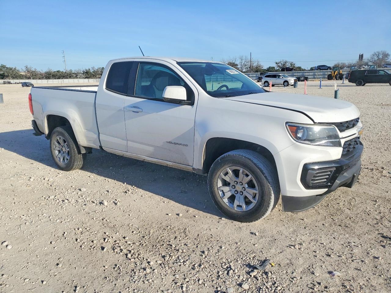 2022 CHEVROLET COLORADO LT photo 4