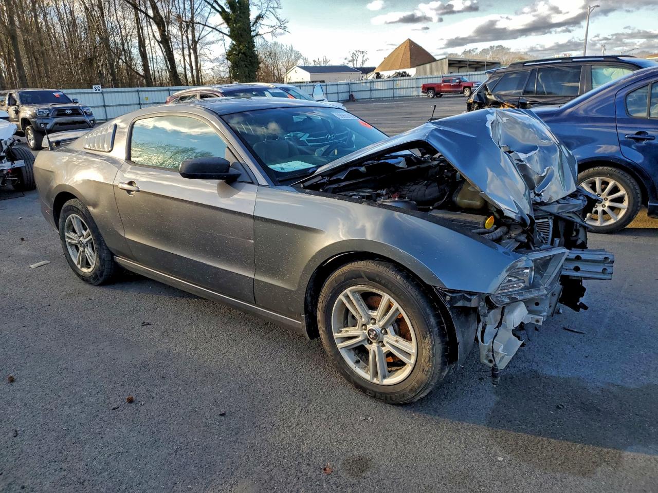 2014 FORD MUSTANG photo 4