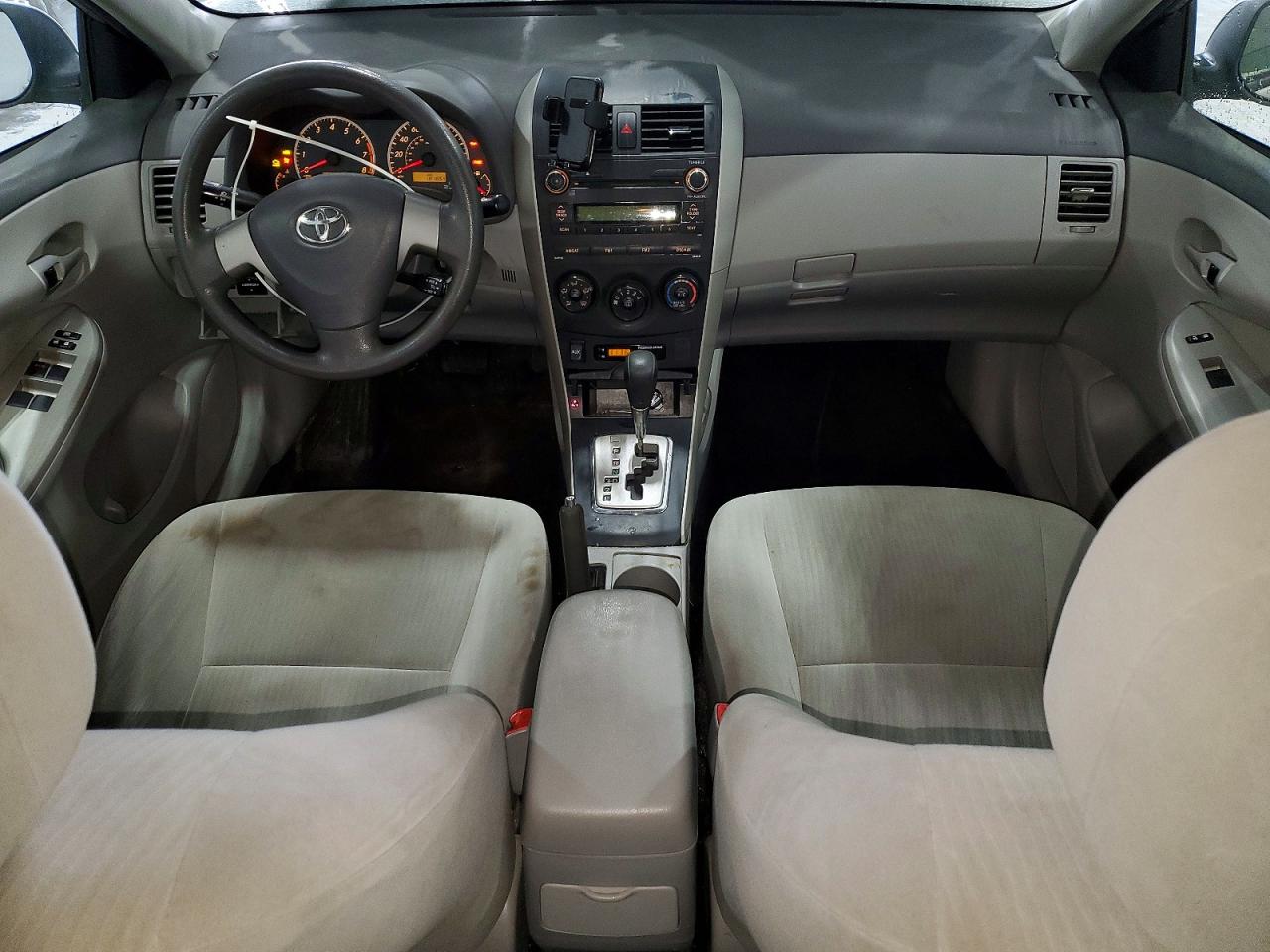 2010 TOYOTA COROLLA BASE photo 15