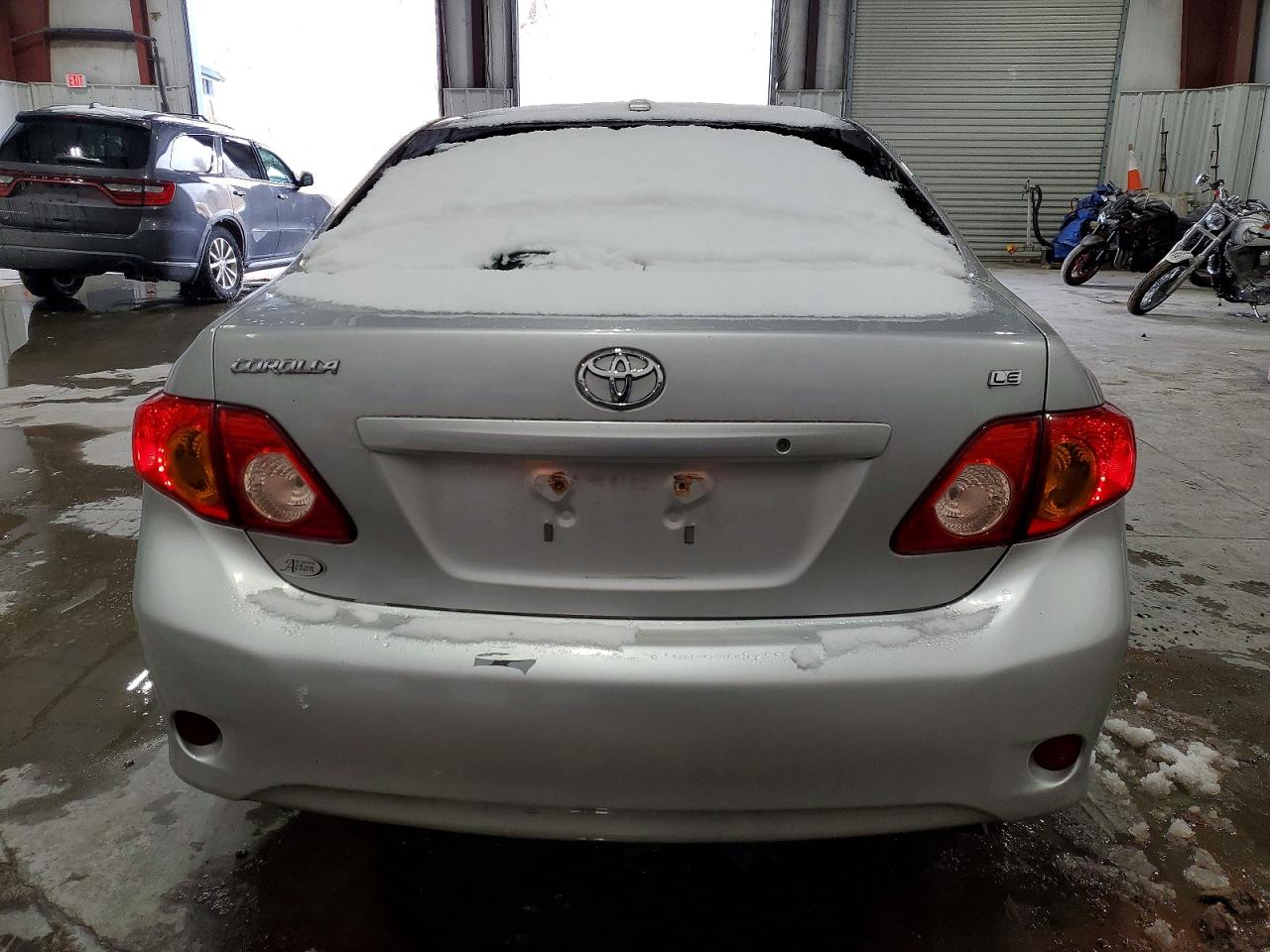 2010 TOYOTA COROLLA BASE photo 11