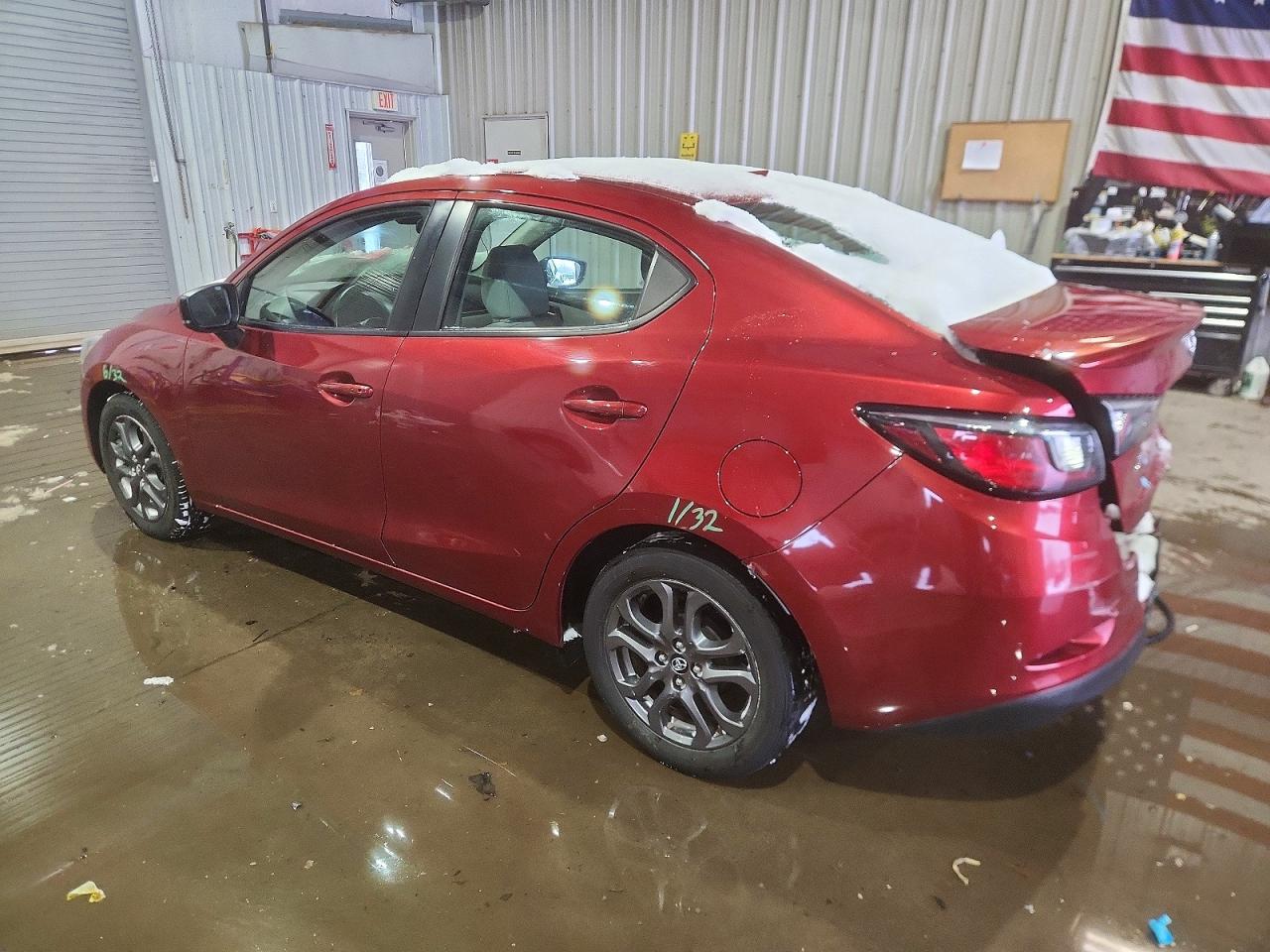 2019 TOYOTA YARIS L photo 2