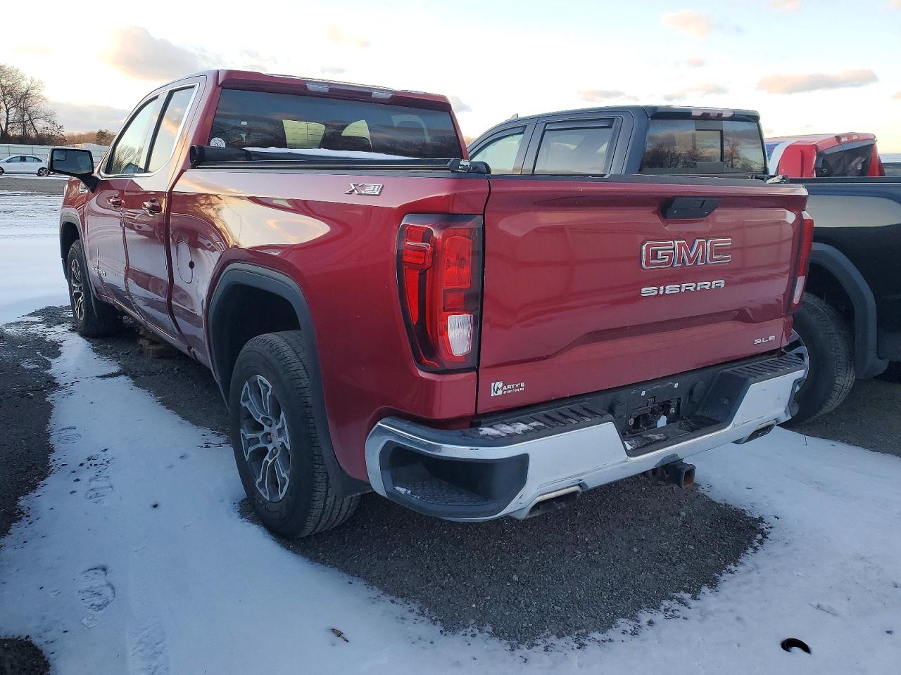 2019 GMC SIERRA K1500 SLE photo 3