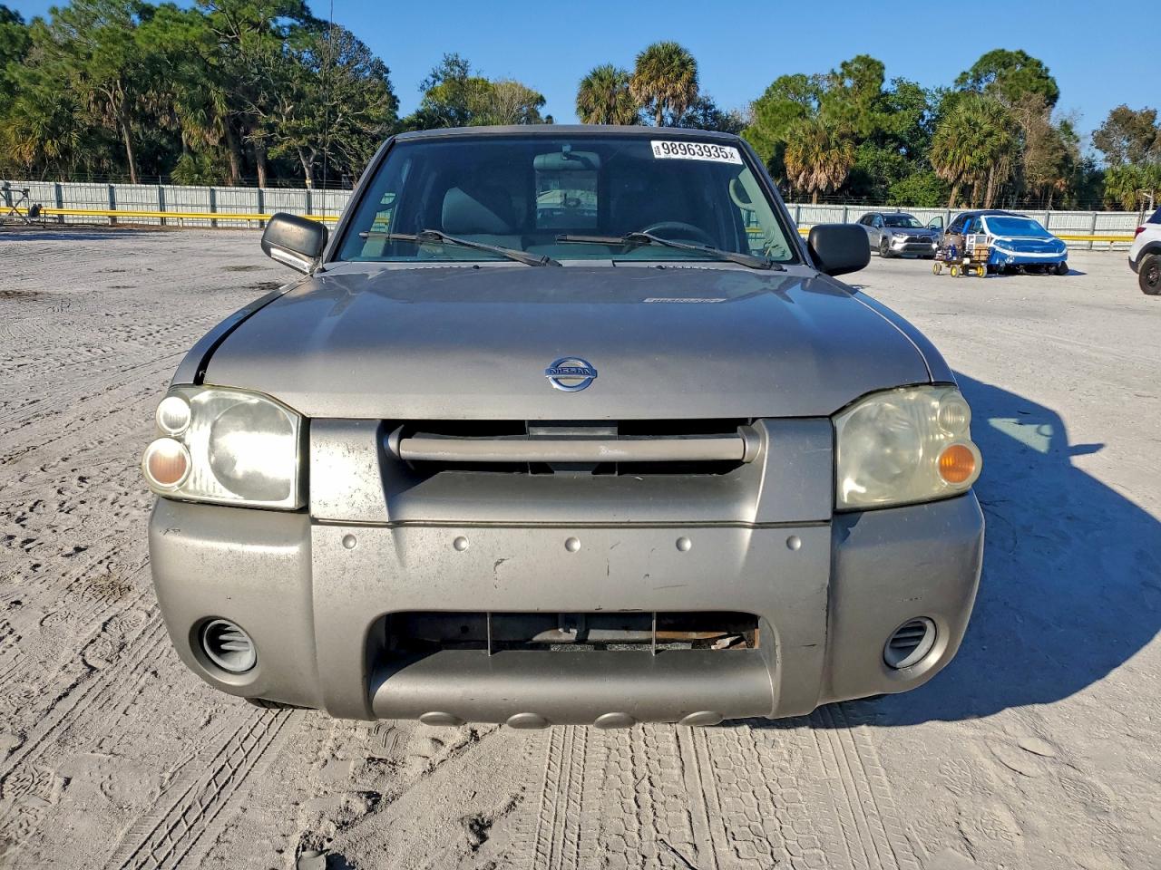 2002 NISSAN FRONTIER KING CAB XE photo 9