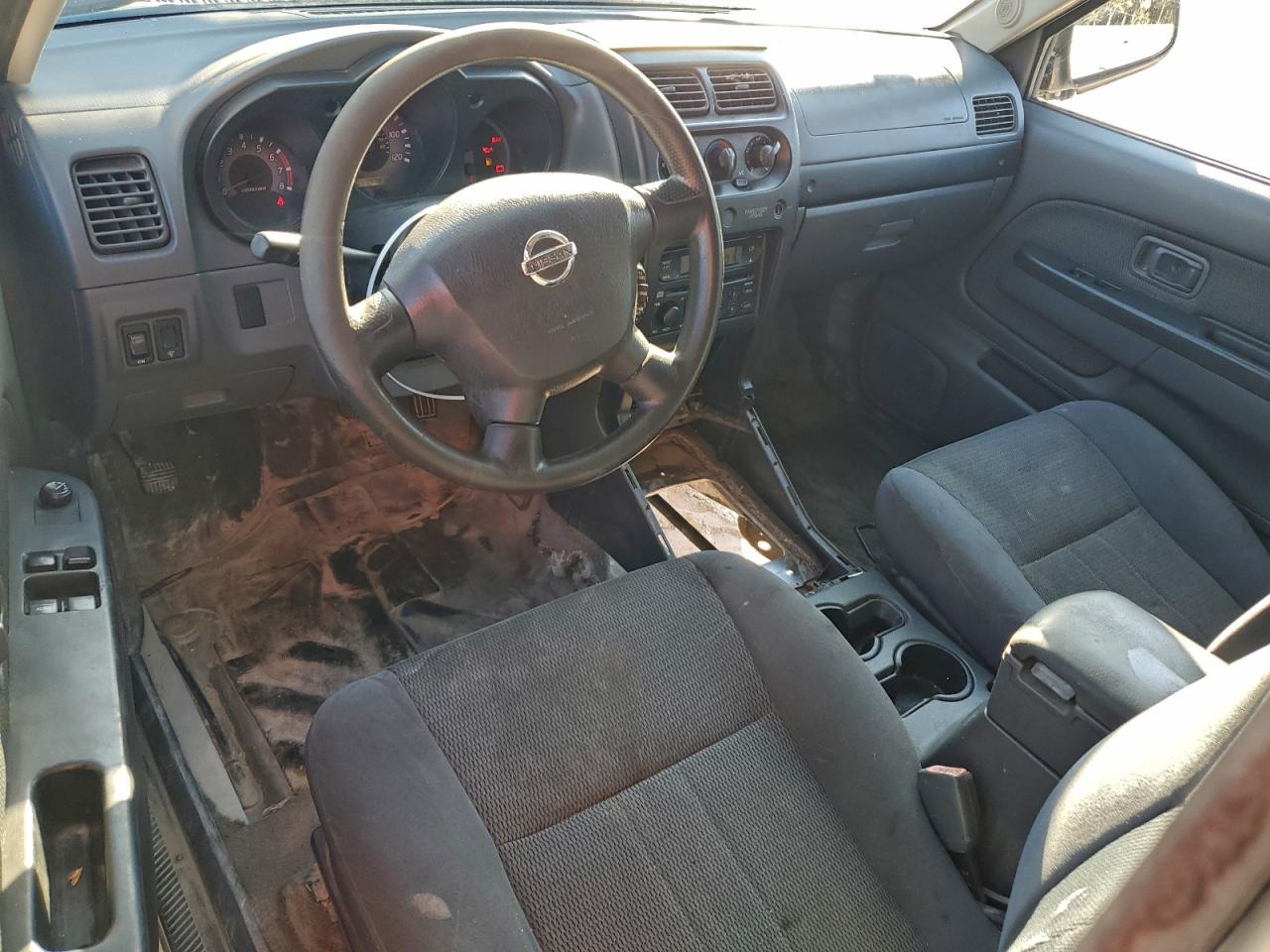 2002 NISSAN FRONTIER KING CAB XE photo 15