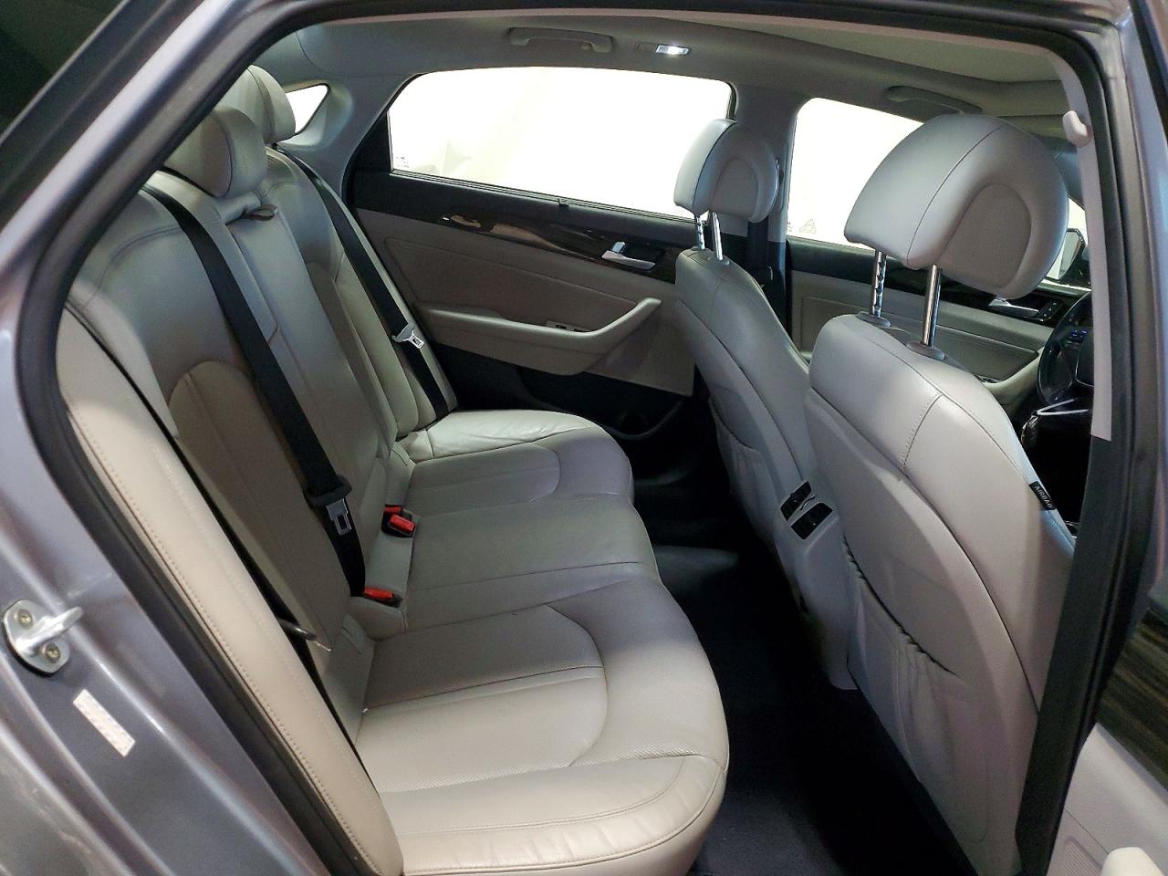2016 HYUNDAI SONATA HYBRID photo 11