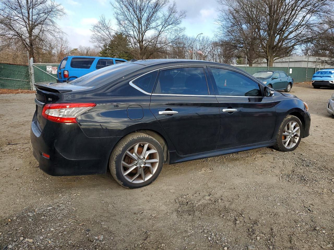 2015 NISSAN SENTRA S photo 3