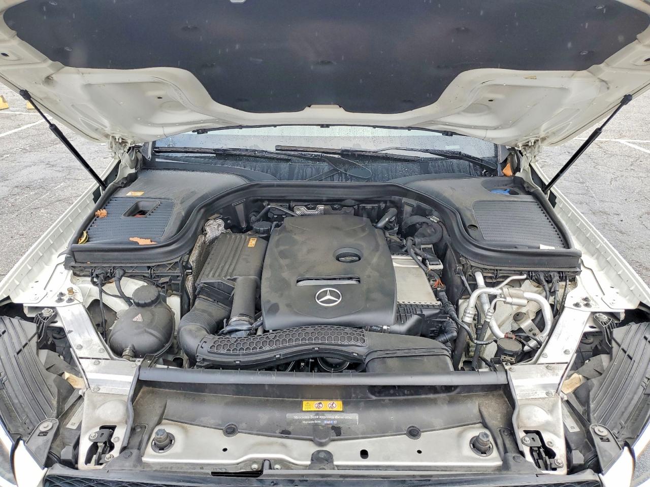 2016 MERCEDES-BENZ GLC 300 photo 12