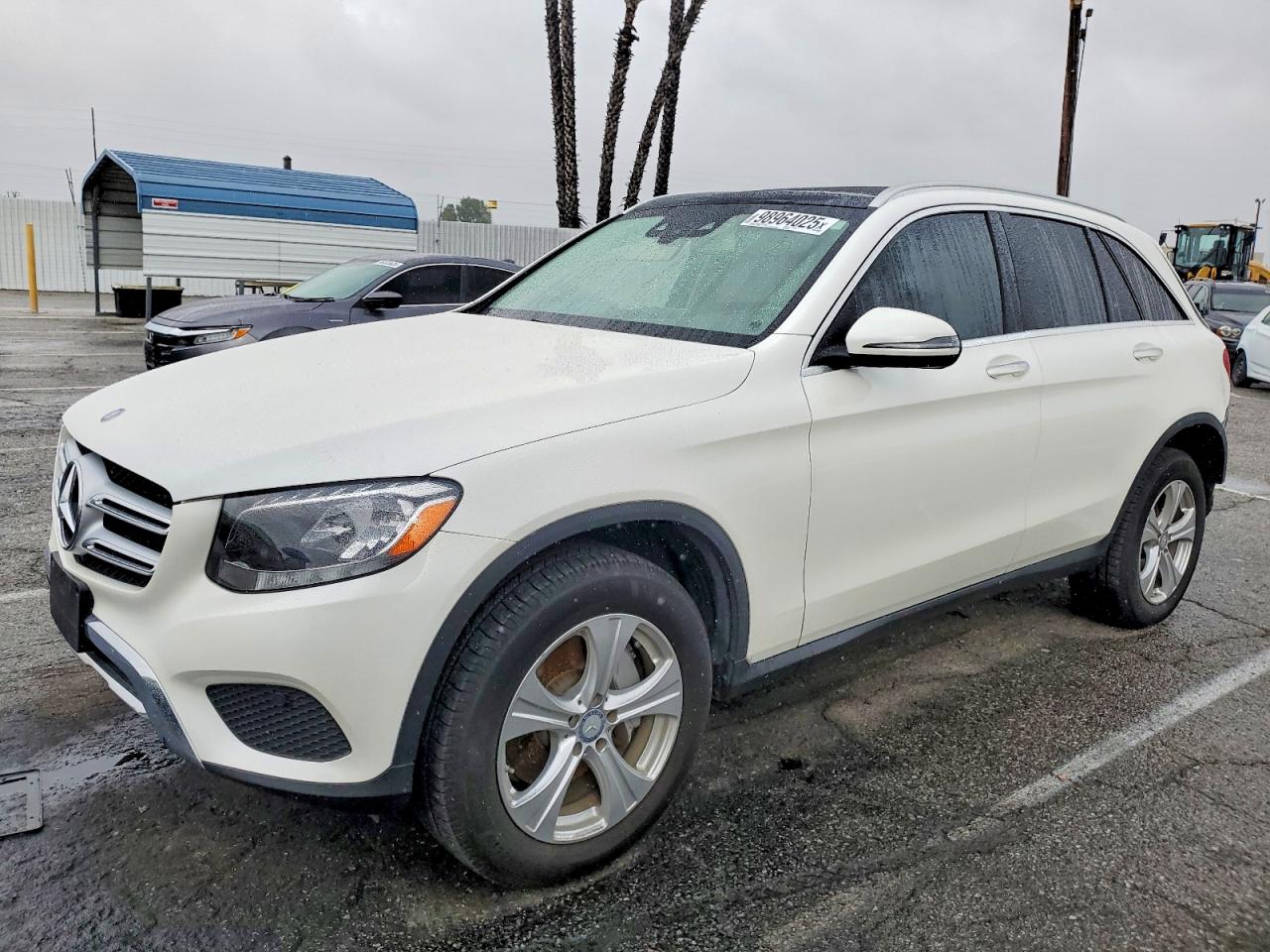 2016 MERCEDES-BENZ GLC