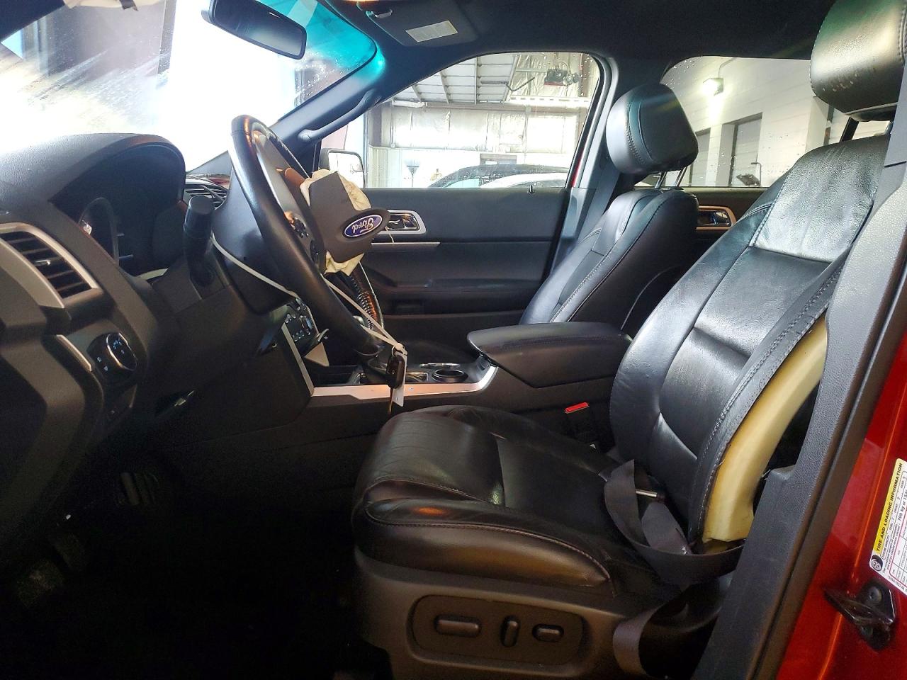 2013 FORD EXPLORER XLT photo 7