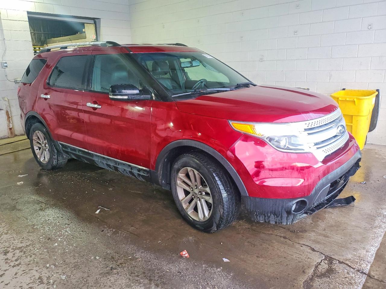 2013 FORD EXPLORER XLT photo 4