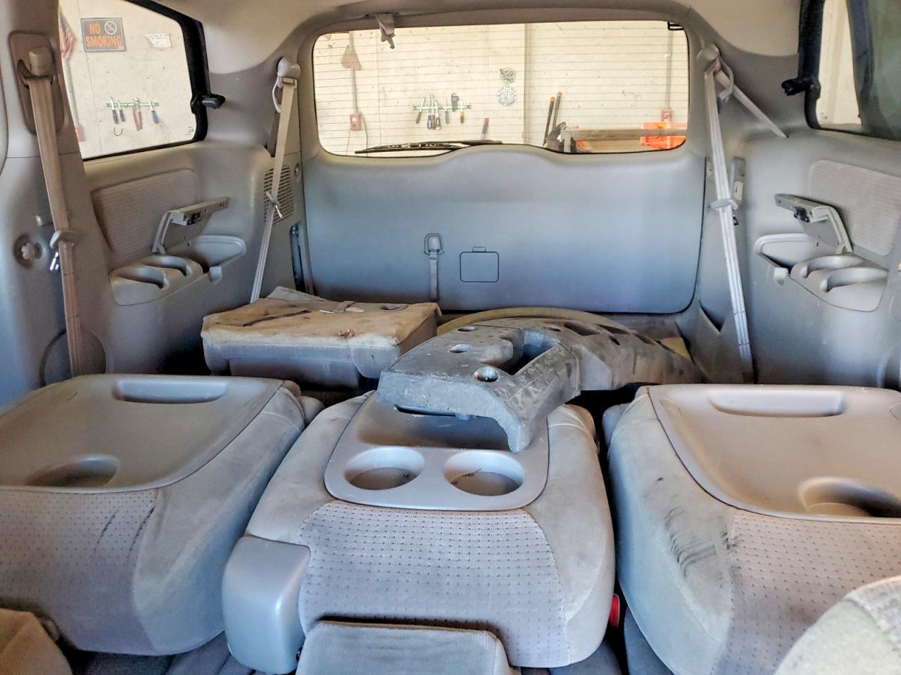 2006 TOYOTA SIENNA CE photo 10