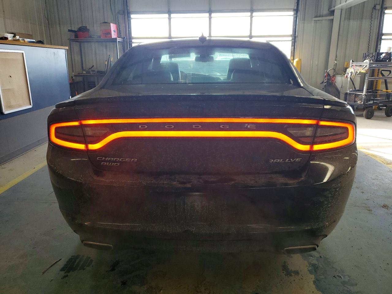 2015 DODGE CHARGER SXT photo 6