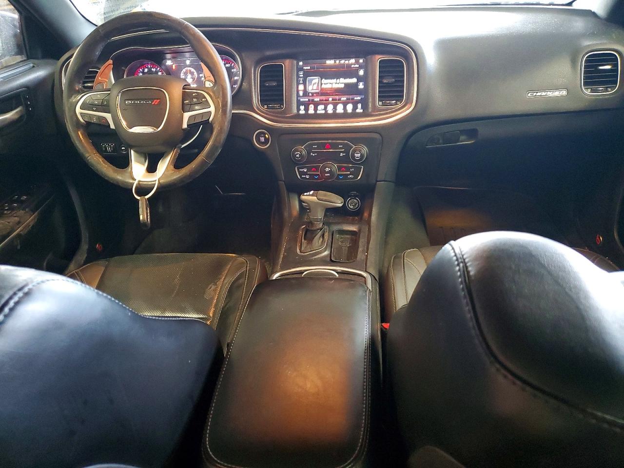 2015 DODGE CHARGER SXT photo 8