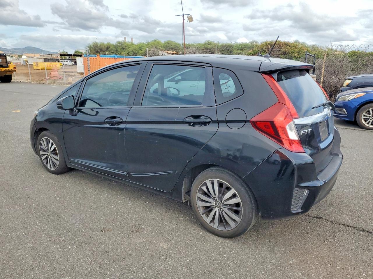 2016 HONDA FIT EX photo 3