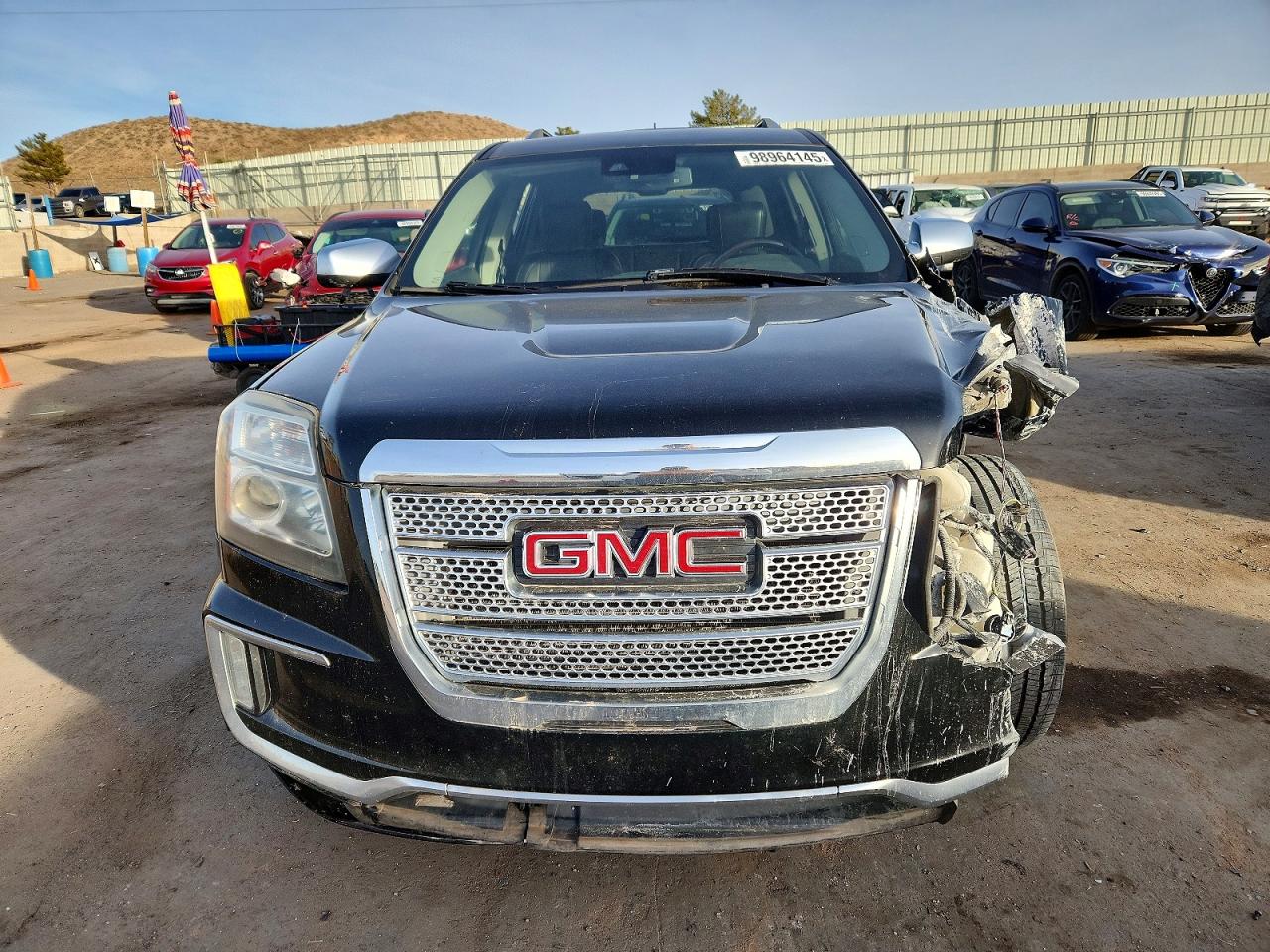 2017 GMC TERRAIN DENALI photo 5