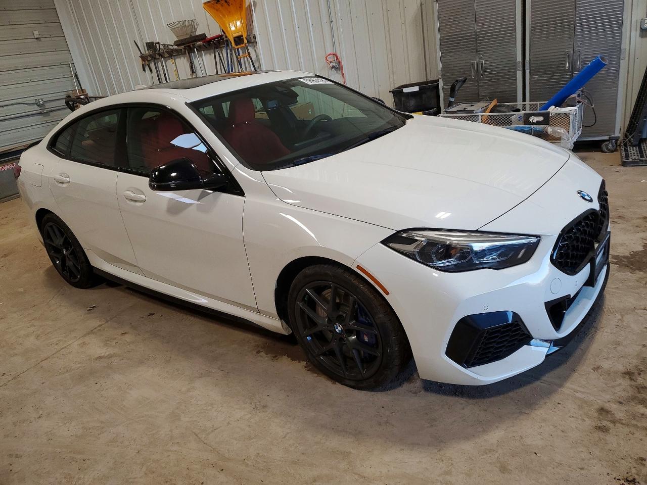2022 BMW M235XI photo 4