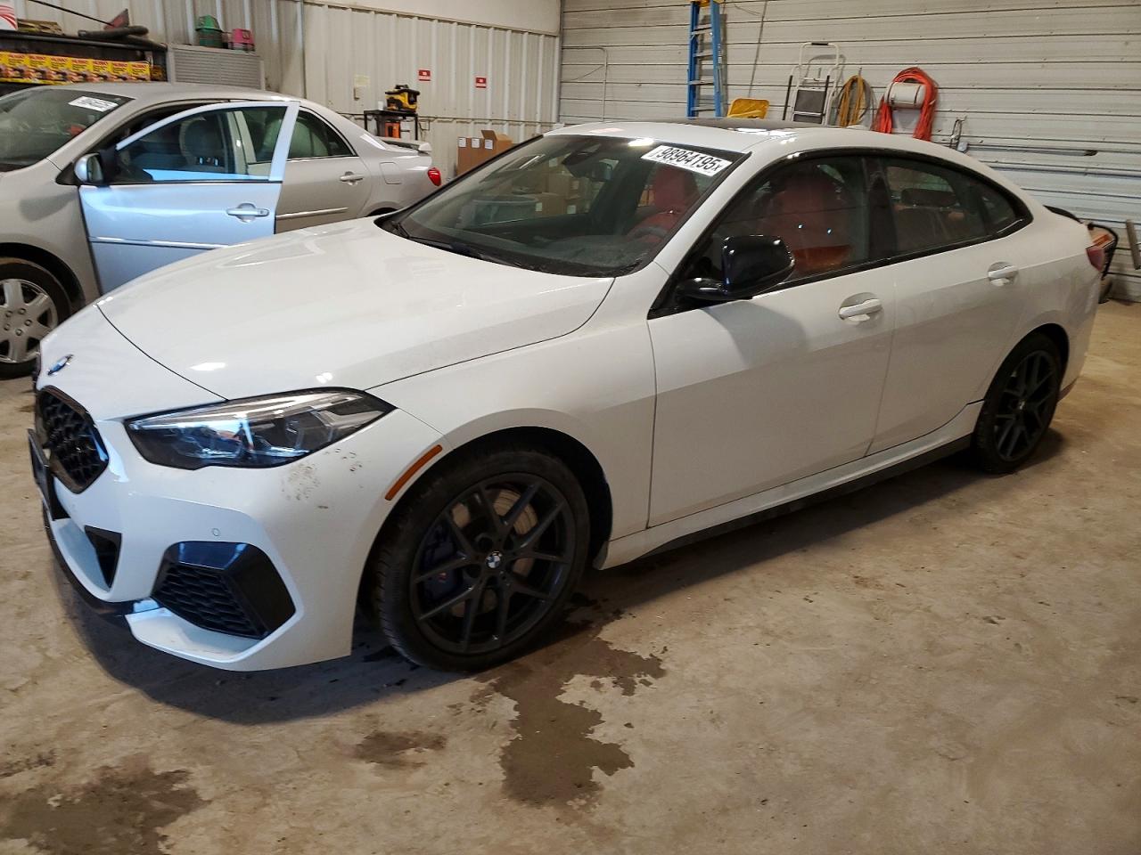 2022 BMW M235XI