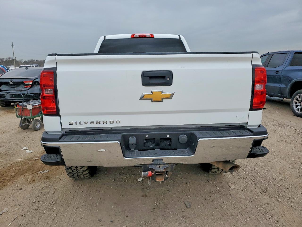 2015 CHEVROLET SILVERADO K2500 HEAVY DUTY photo 6