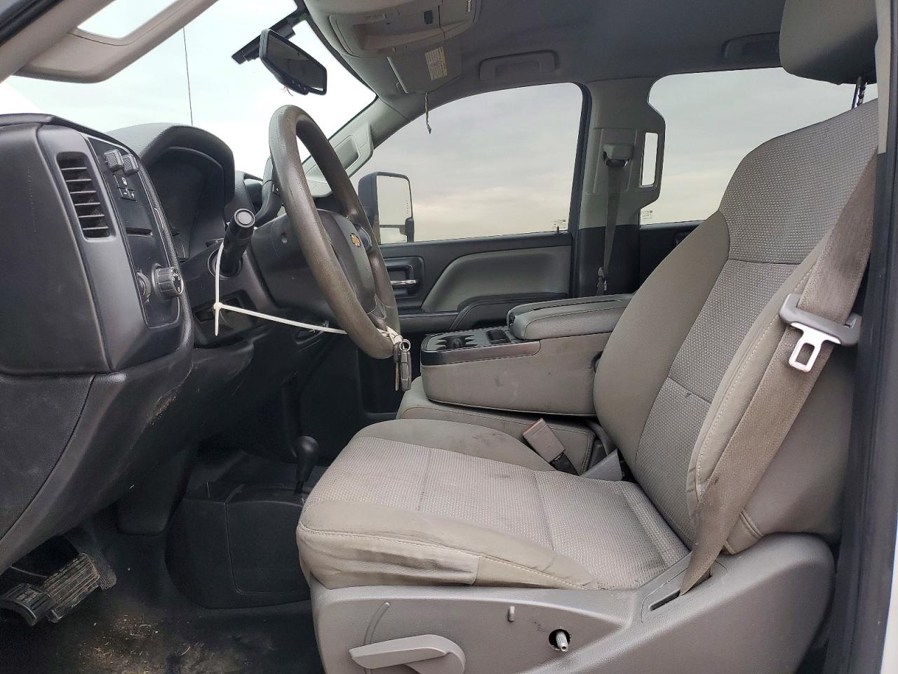 2015 CHEVROLET SILVERADO K2500 HEAVY DUTY photo 7