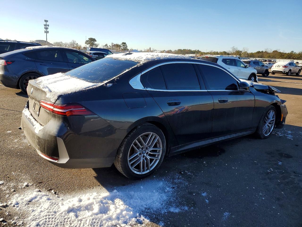 2024 BMW 530 XI photo 7