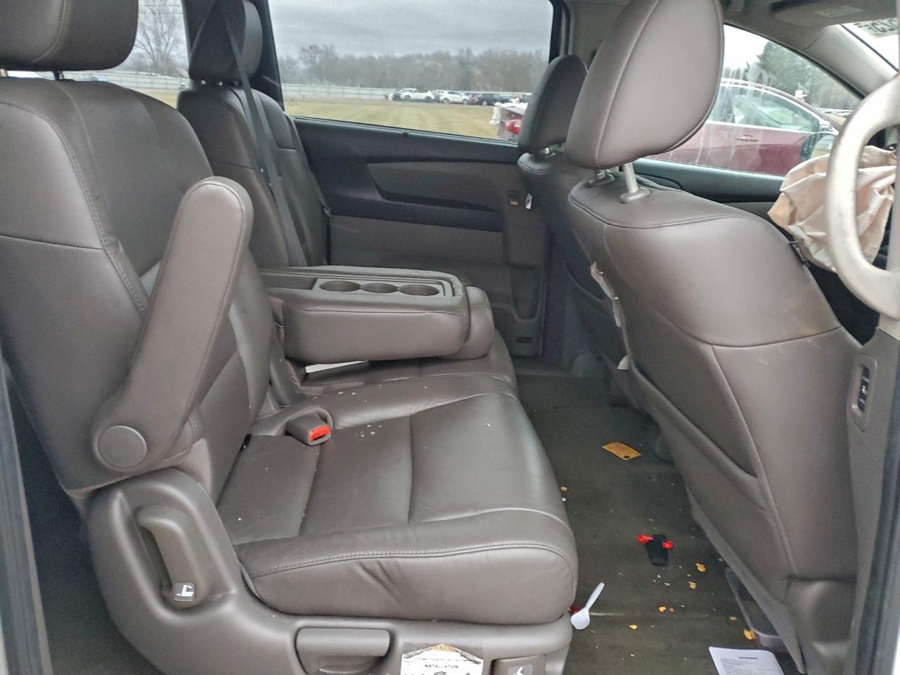 2014 HONDA ODYSSEY TOURING photo 11