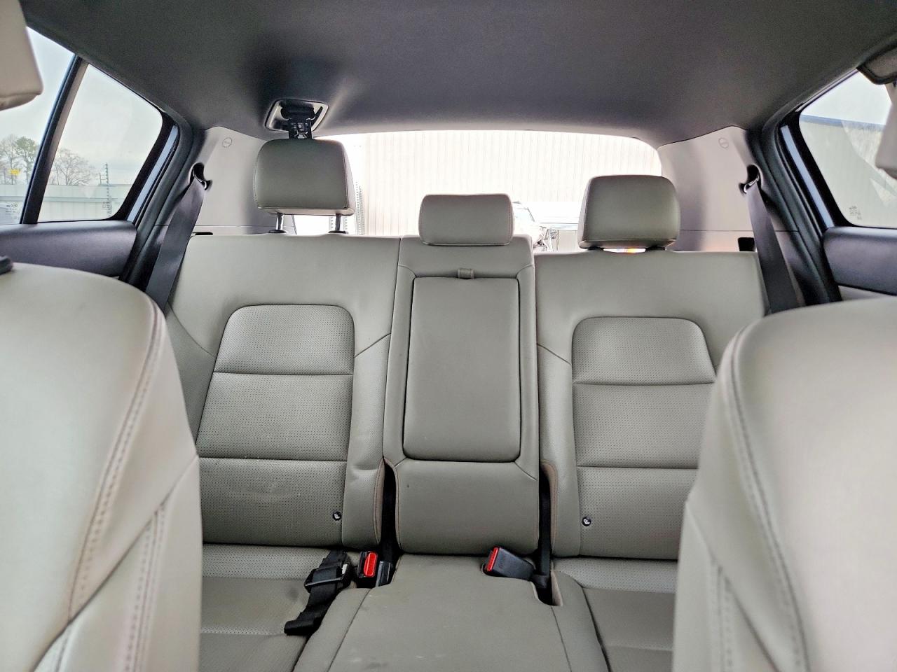 2020 KIA SPORTAGE S photo 10