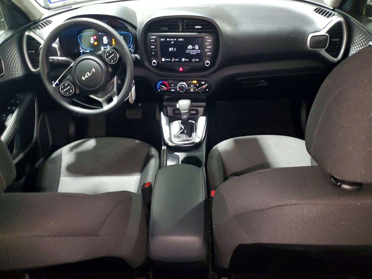 2025 KIA SOUL LX photo 8