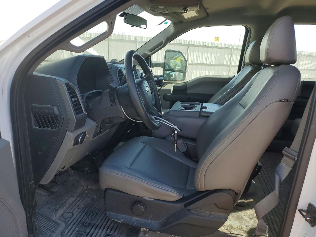 2018 FORD F550 SUPER DUTY FLATBED TRUCK photo 7