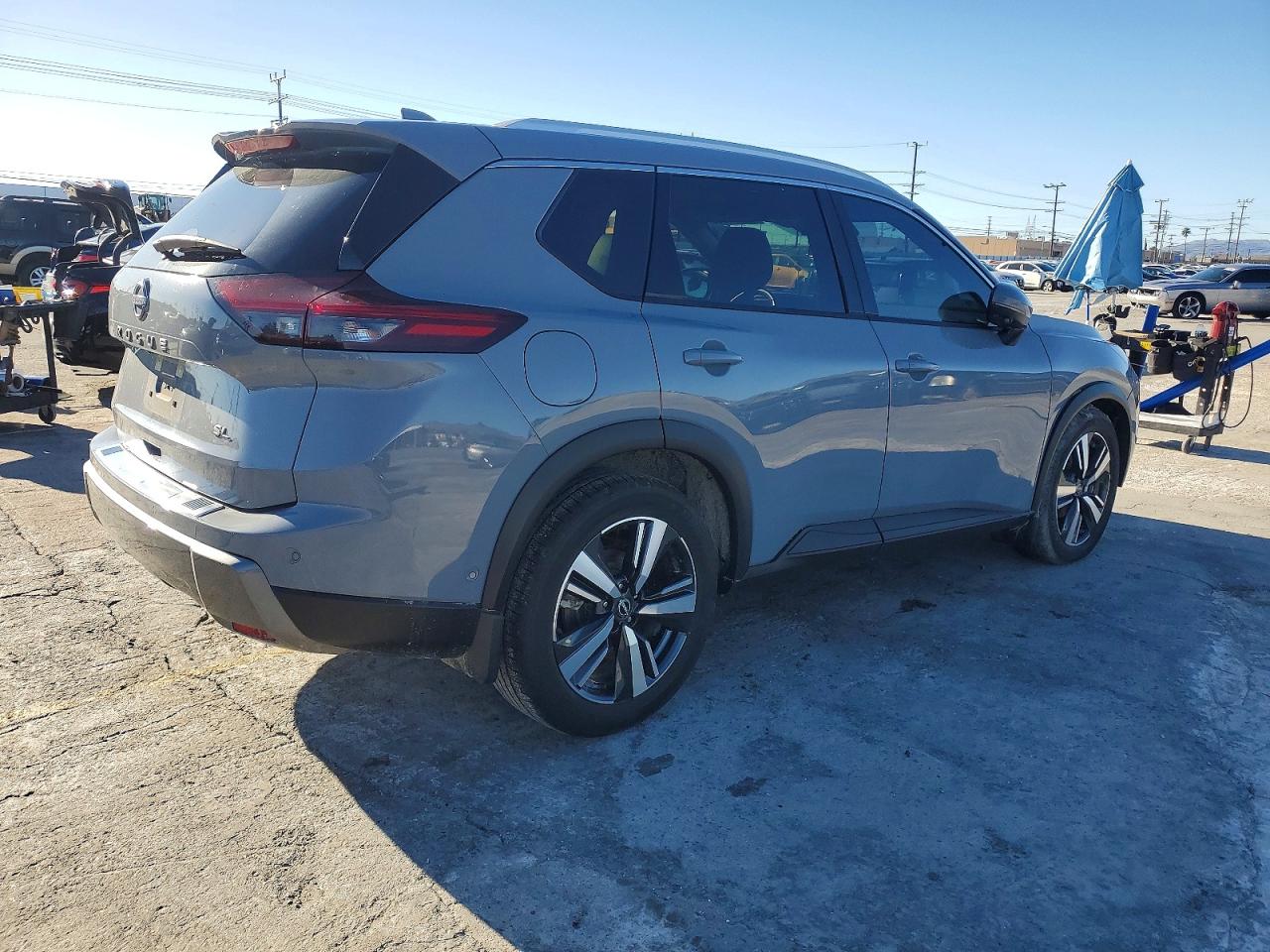2024 NISSAN ROGUE SL photo 5