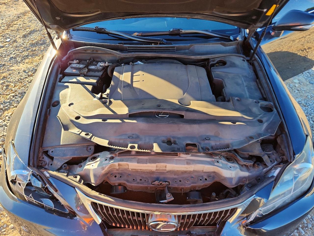 2011 LEXUS IS 250 photo 11