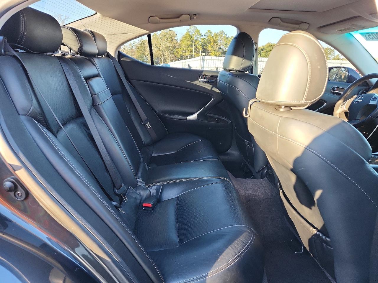 2011 LEXUS IS 250 photo 10