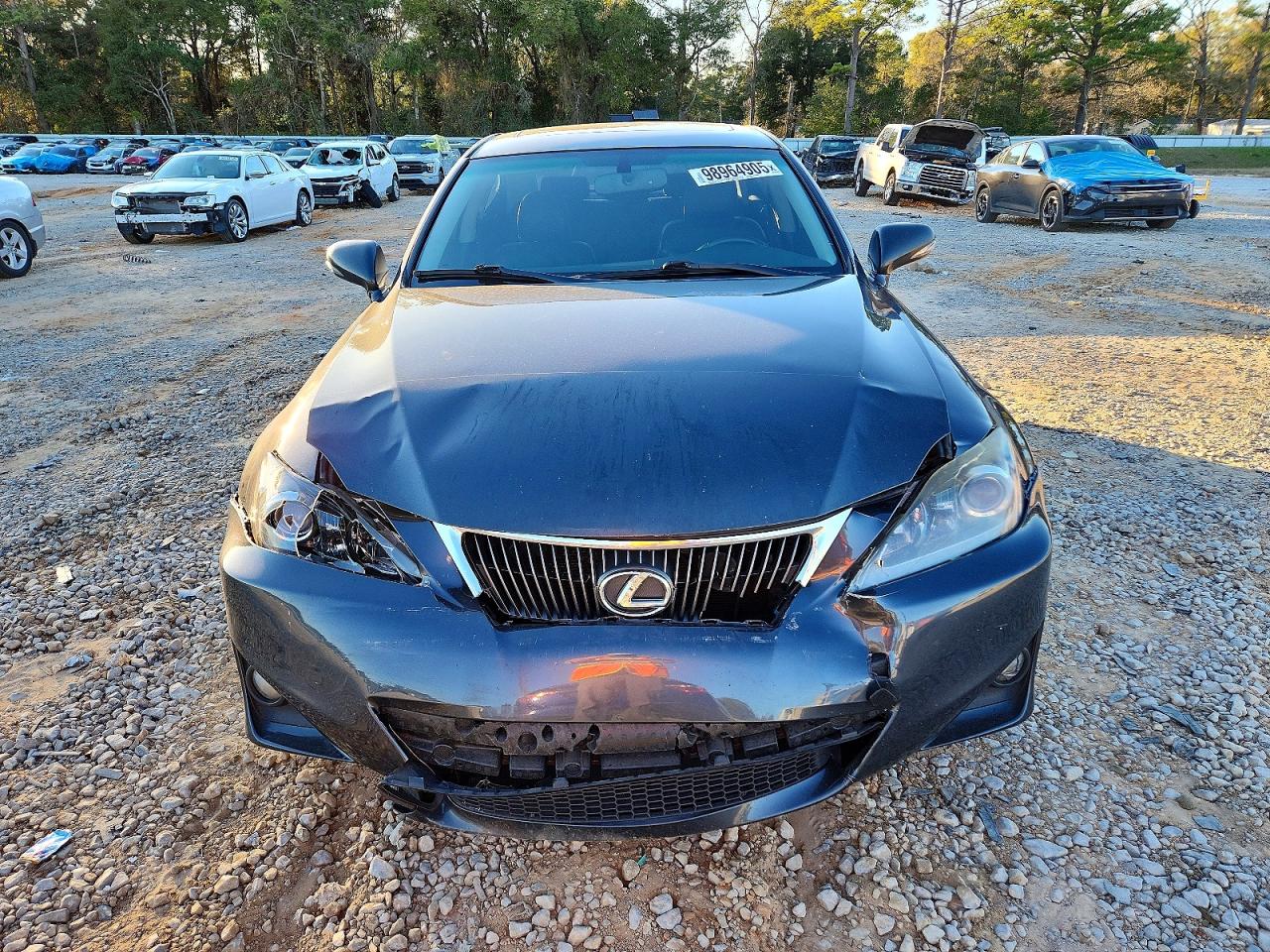 2011 LEXUS IS 250 photo 5