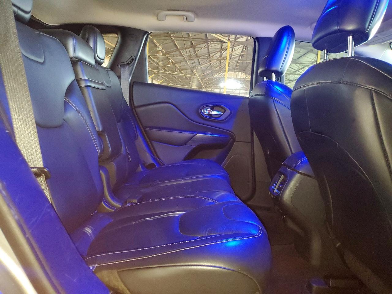 2016 JEEP CHEROKEE LIMITED photo 10