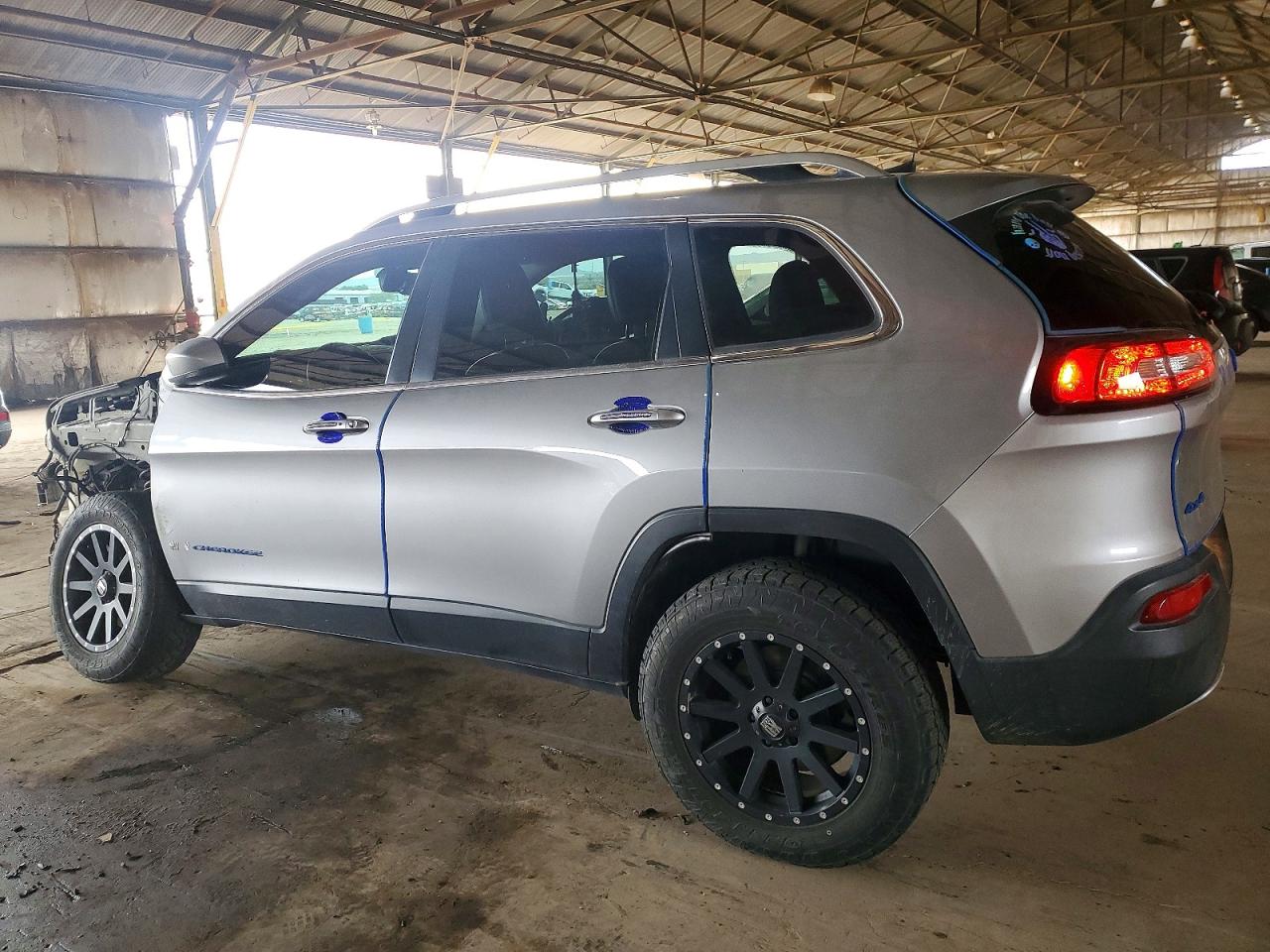2016 JEEP CHEROKEE LIMITED photo 2