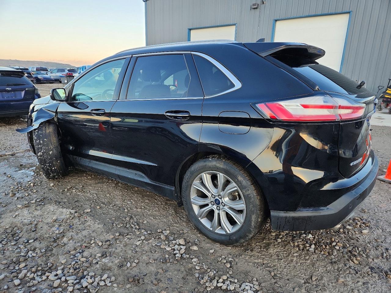 2019 FORD EDGE TITANIUM photo 3