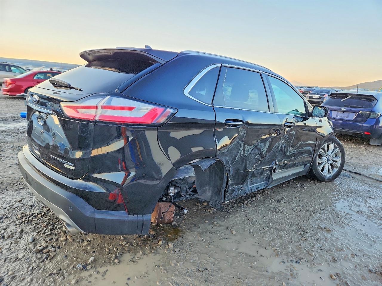 2019 FORD EDGE TITANIUM photo 5