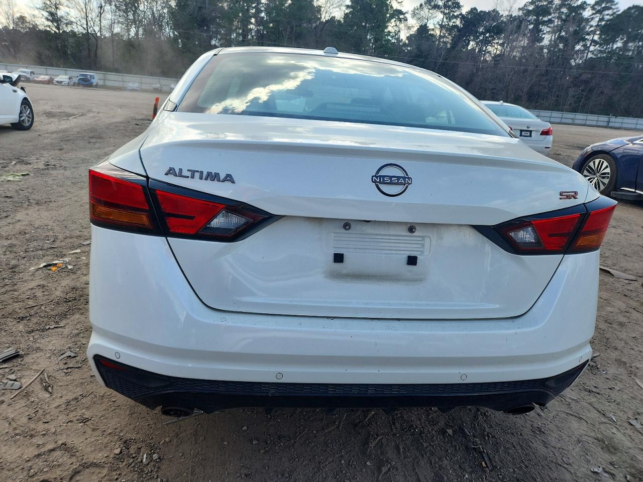 2024 NISSAN ALTIMA SR photo 6