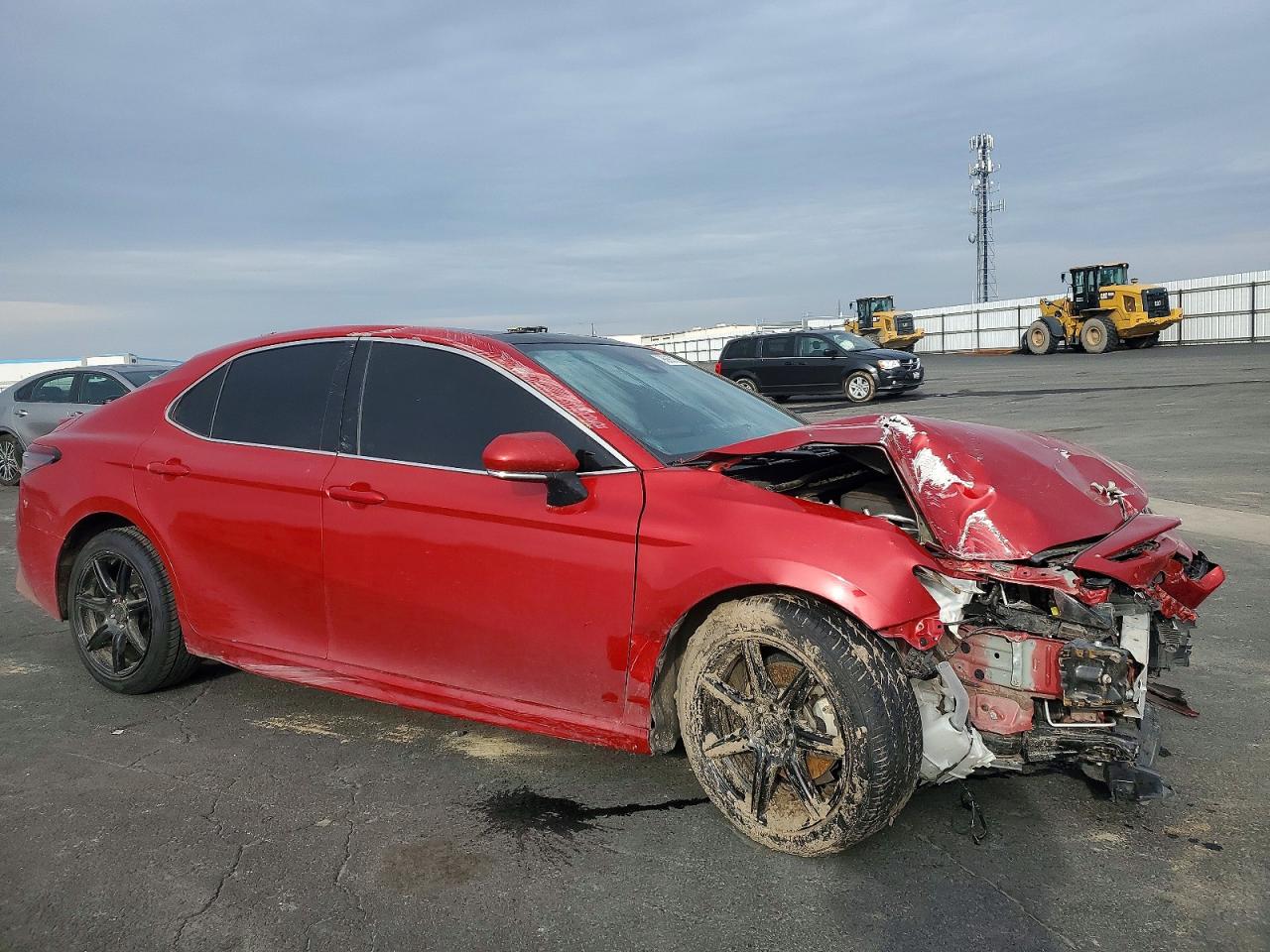 2021 TOYOTA CAMRY XSE photo 4