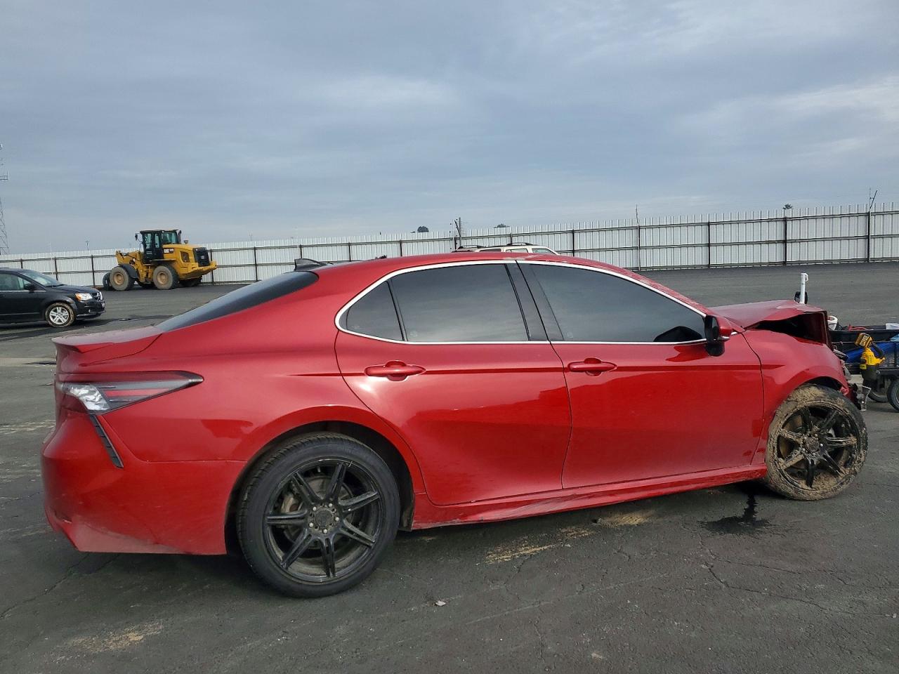 2021 TOYOTA CAMRY XSE photo 3