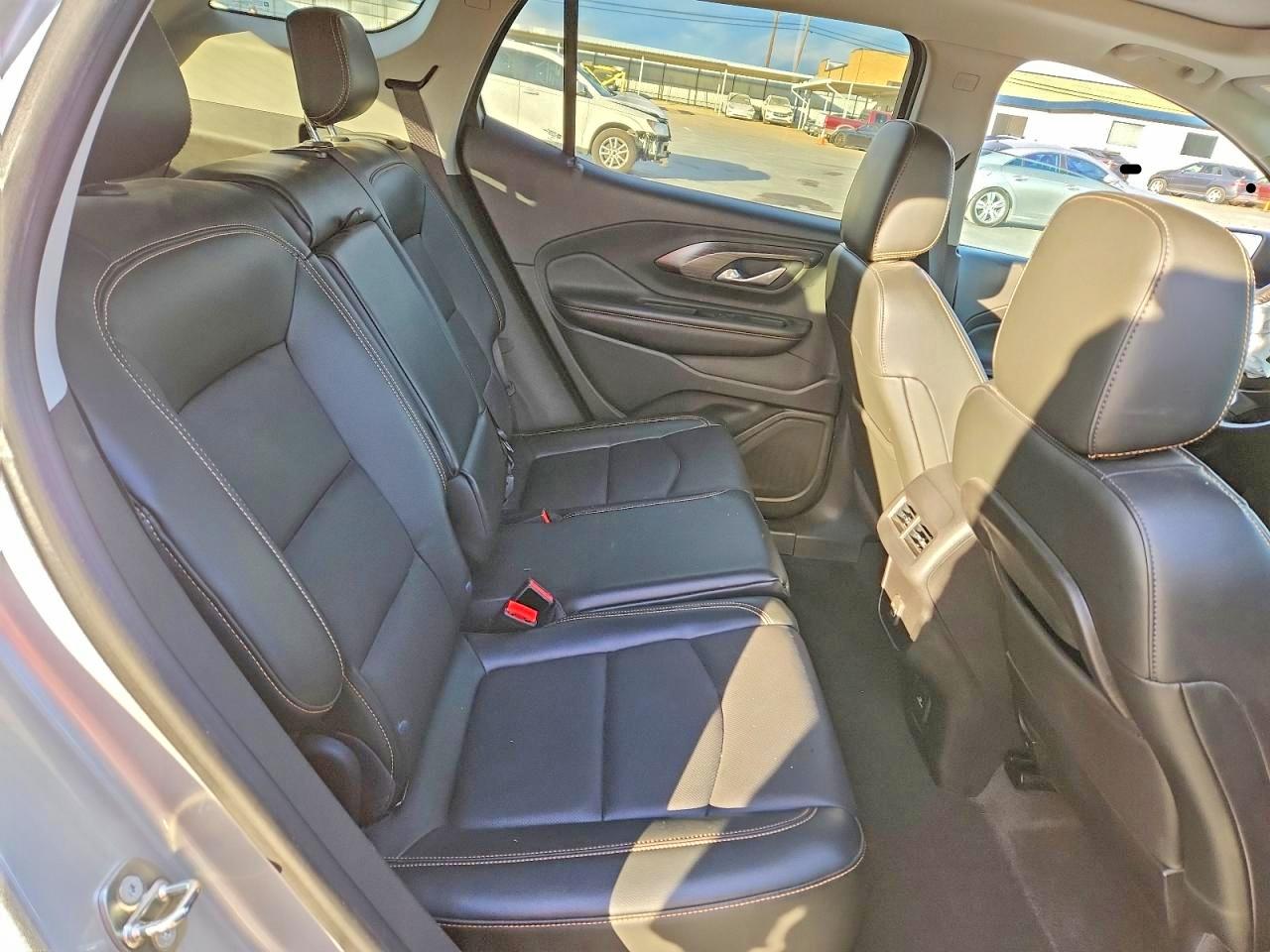 2018 GMC TERRAIN SLT photo 21