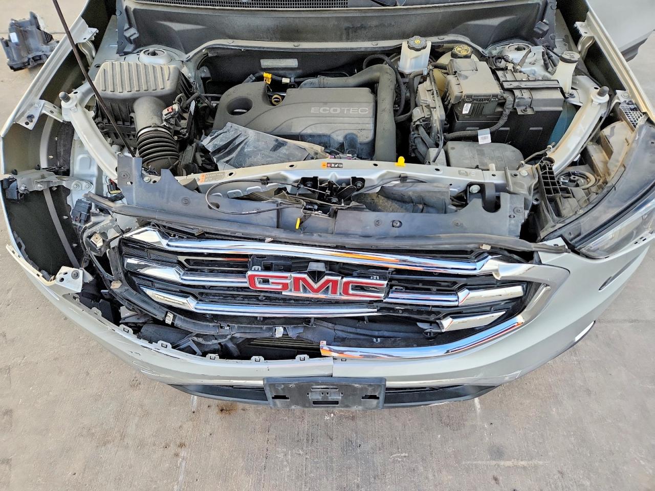 2018 GMC TERRAIN SLT photo 23