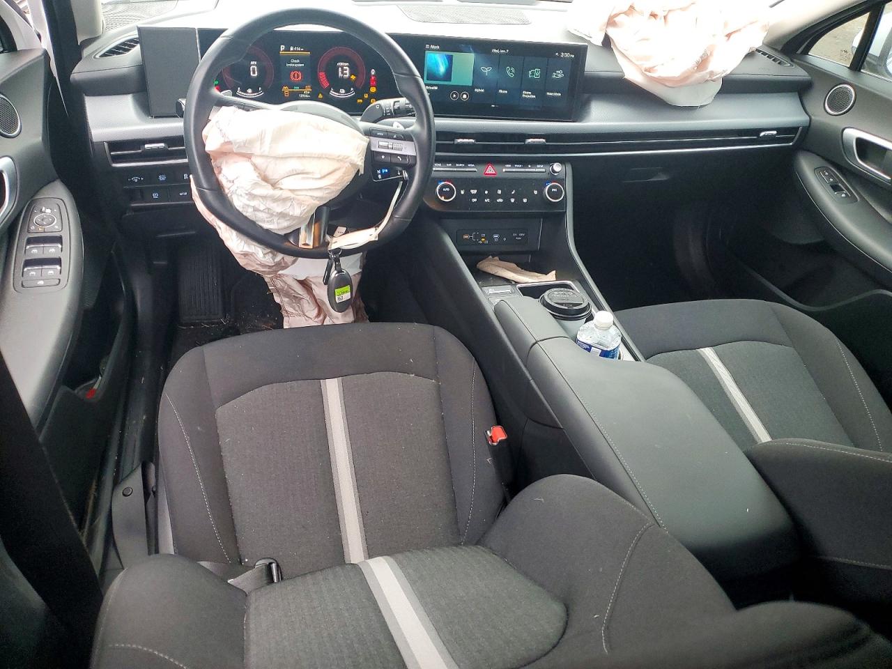 2025 HYUNDAI SONATA HYBRID photo 8